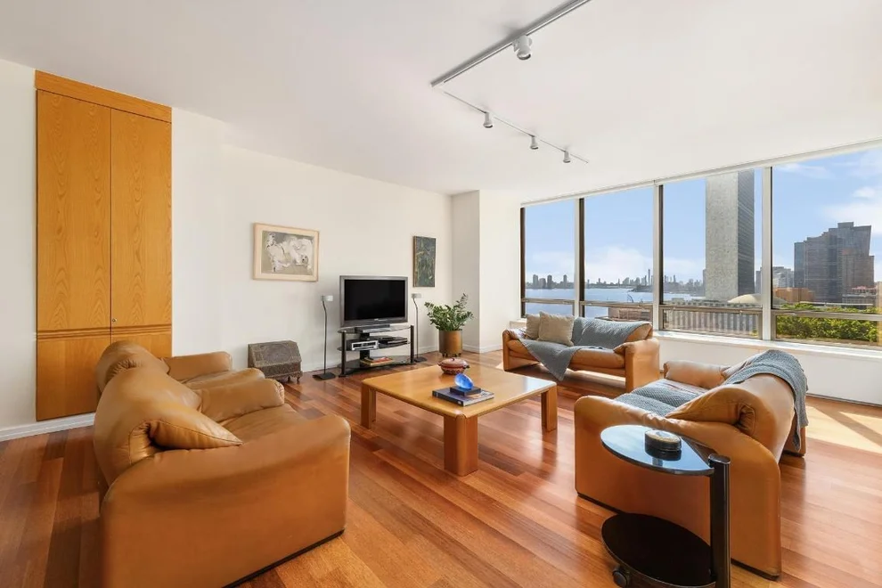 Unit for sale at 860 UNITED NATIONS Plaza, Manhattan, NY 10017