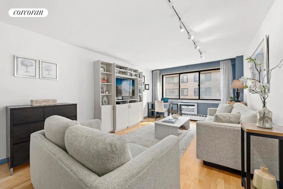 Unit for sale at 16 W 16TH Street, Manhattan, NY 10011