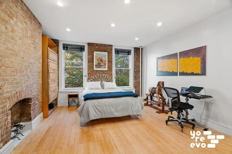 Unit for sale at 168 E 90th Street, Manhattan, NY 10128