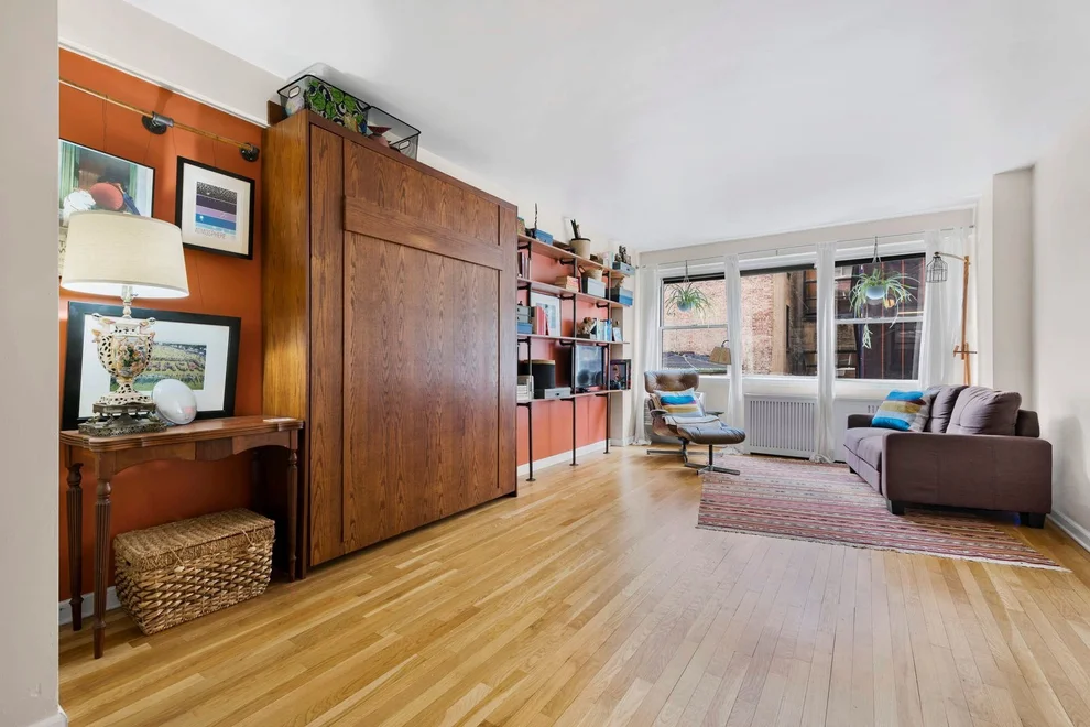 Unit for sale at 430 W 34TH Street, Manhattan, NY 10001