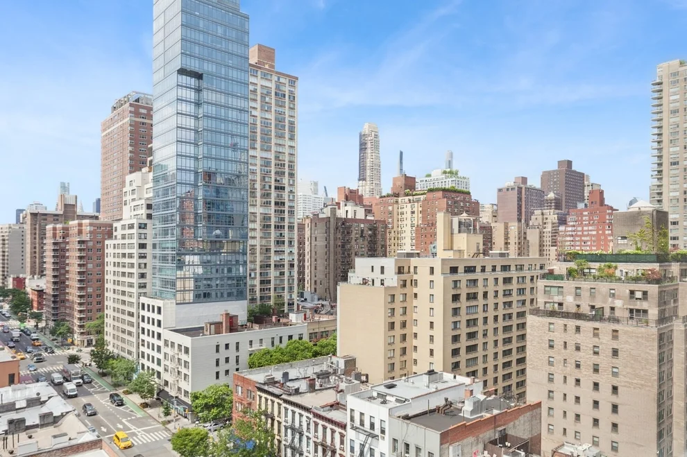 Unit for sale at 401 E 74TH Street, Manhattan, NY 10021