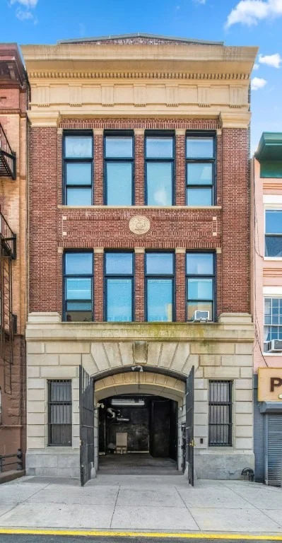 Unit for sale at 124 Dekalb Avenue, Brooklyn, NY 11217