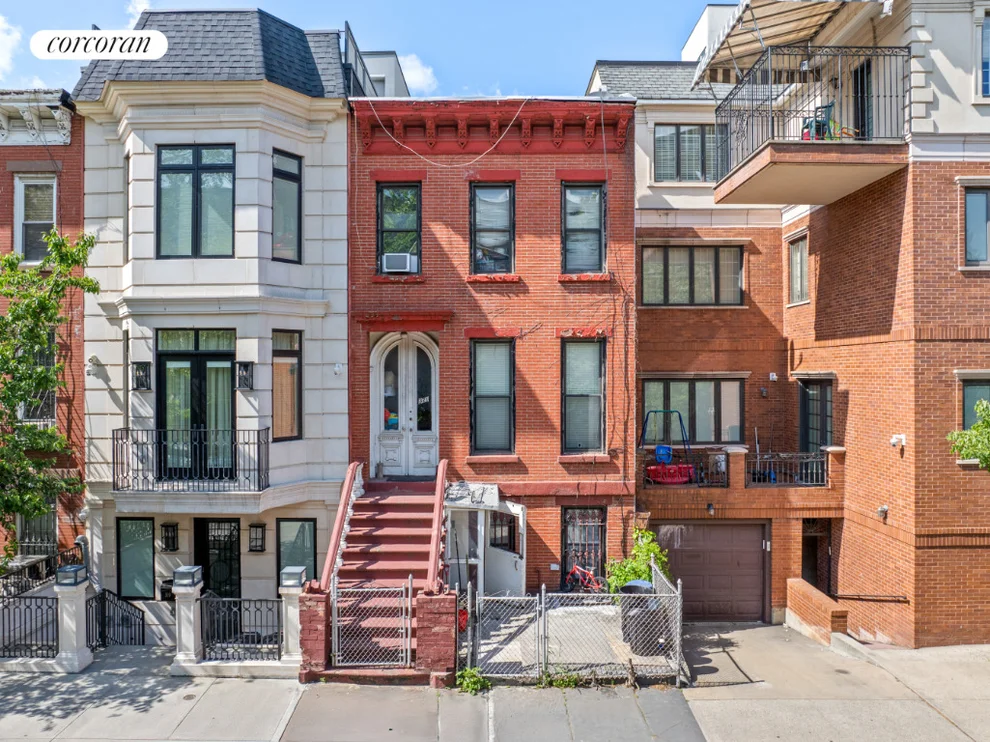 Unit for sale at 321 WILLOUGHBY Avenue, Brooklyn, NY 11205