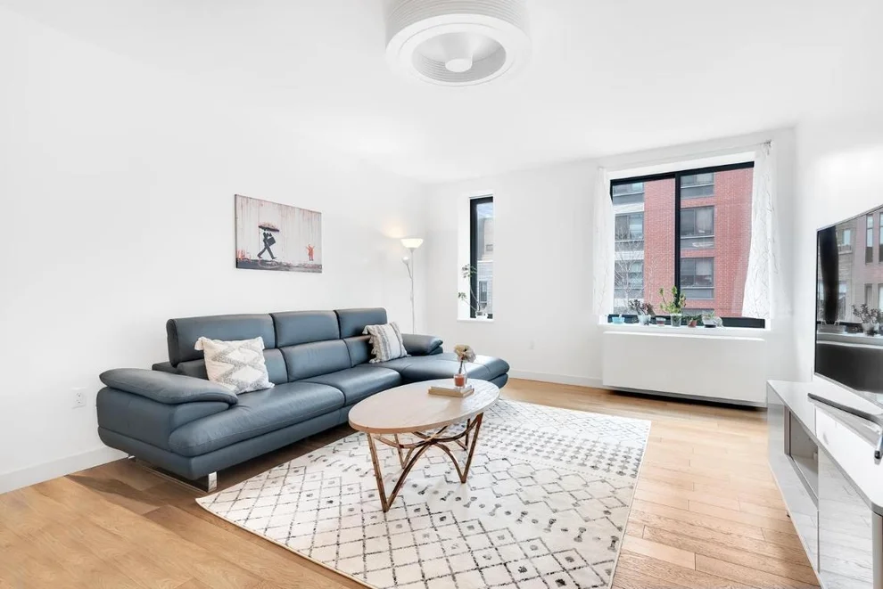 Unit for sale at 8 VANDERBILT Avenue, Brooklyn, NY 11205