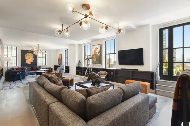 Unit for sale at 100 Barclay Street, Manhattan, NY 10007