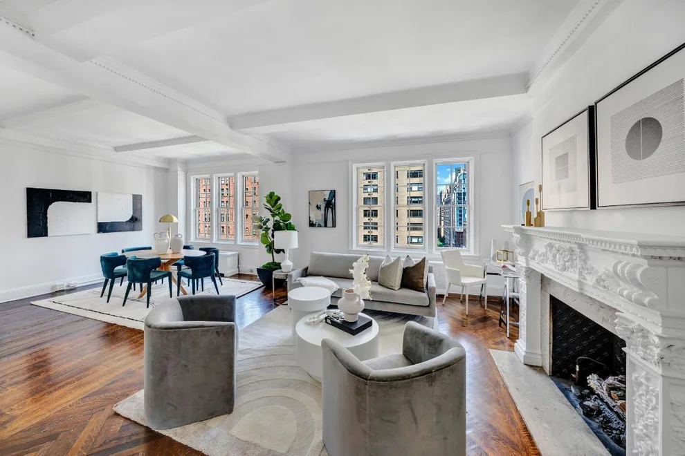 Unit for sale at 1060 PARK Avenue, Manhattan, NY 10128
