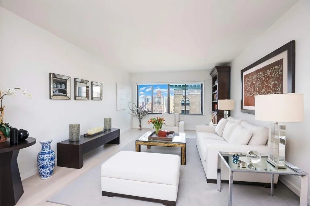 Unit for sale at 900 Park Avenue, Manhattan, NY 10075