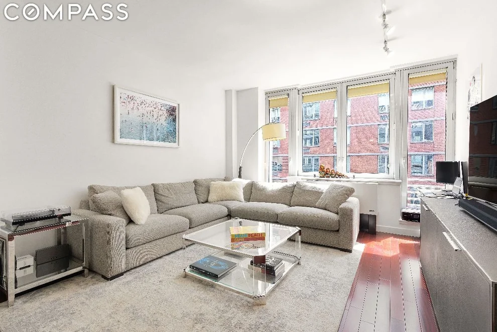 Unit for sale at 125 W 21st Street, Manhattan, NY 10011