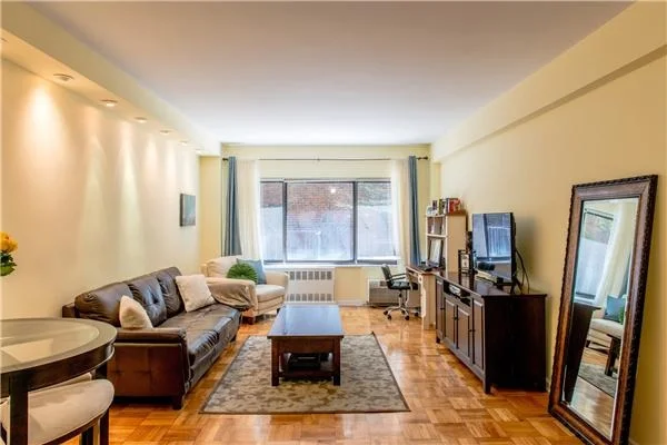 Unit for sale at 200 E 36th Street, Manhattan, NY 10016