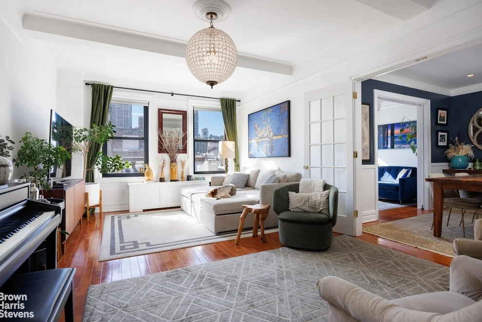 Unit for sale at 20 W 77TH Street, Manhattan, NY 10024