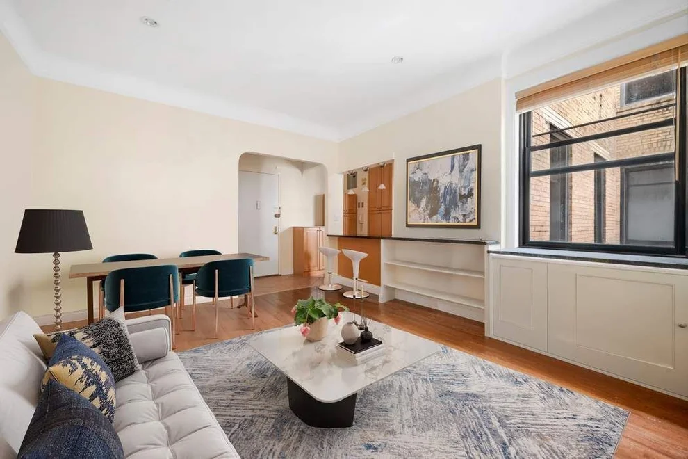 Unit for sale at 135 W 16th Street, Manhattan, NY 10011