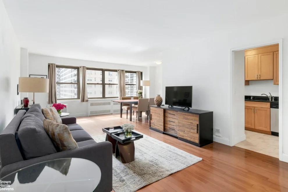 Unit for sale at 165 W END Avenue, Manhattan, NY 10023
