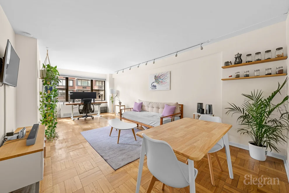 Unit for sale at 301 E 62nd Street, Manhattan, NY 10065