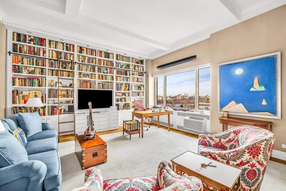 Unit for sale at 19 E 88th Street, Manhattan, NY 10128