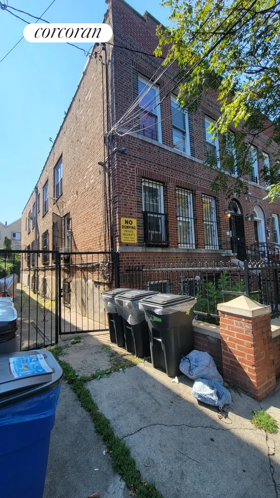 Unit for sale at 752 SNEDIKER Avenue, Brooklyn, NY 11207