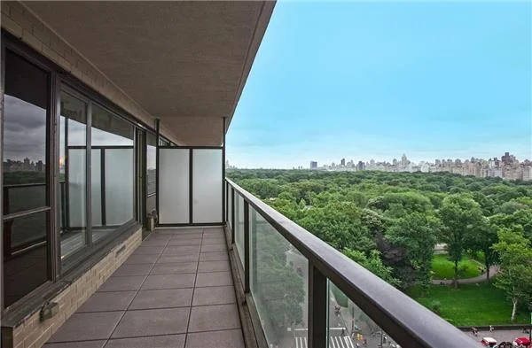 Unit for sale at 200 Central Park S, Manhattan, NY 10019