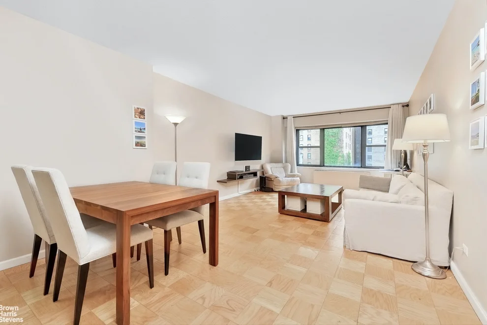 Unit for sale at 160 E 38TH Street, Manhattan, NY 10016