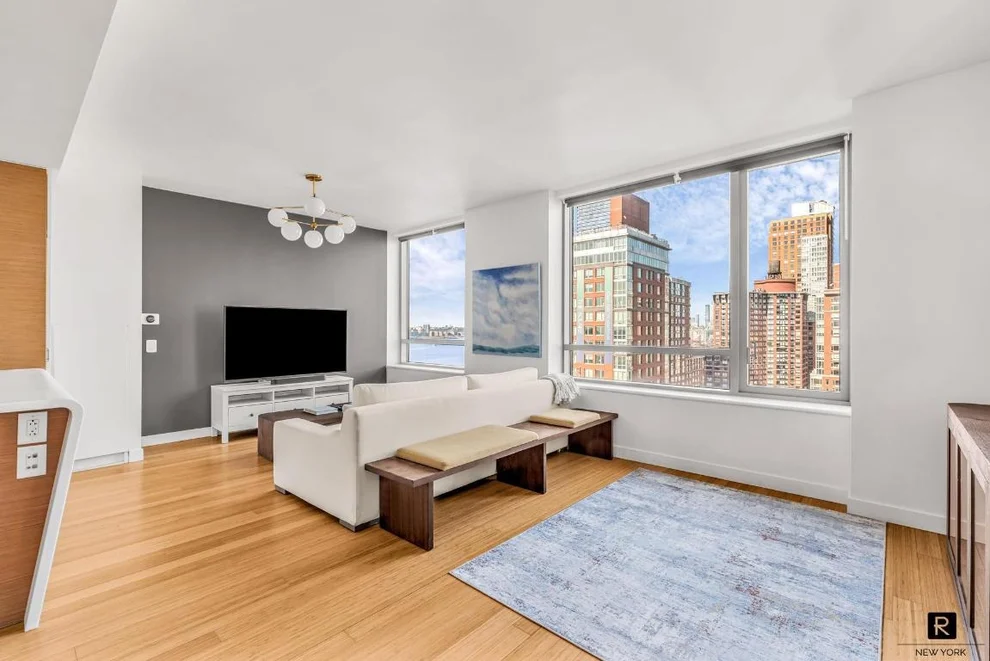 Unit for sale at 2 River Terrace, Manhattan, NY 10282