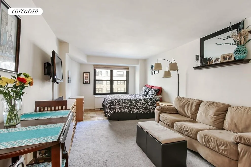 Unit for sale at 220 E 57th Street, Manhattan, NY 10022