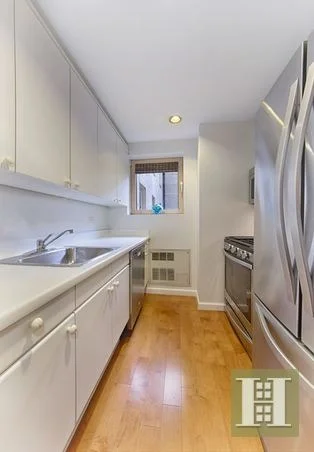 Unit for sale at 106 CENTRAL Park S, Manhattan, NY 10019