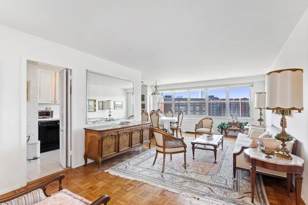 Unit for sale at 555 KAPPOCK Street, Bronx, NY 10463