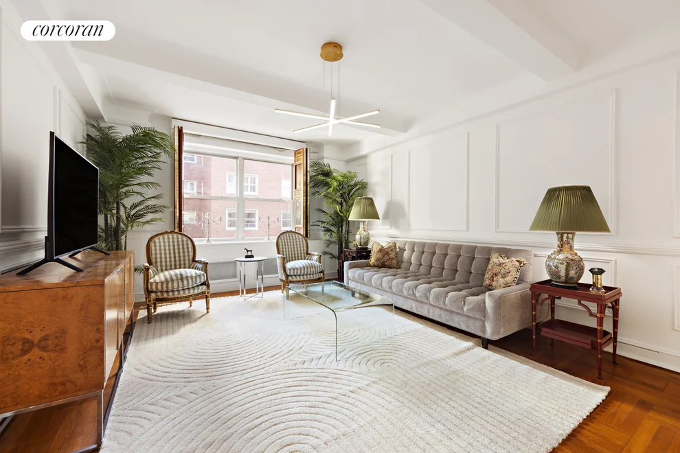 Unit for sale at 245 E 72ND Street, Manhattan, NY 10021