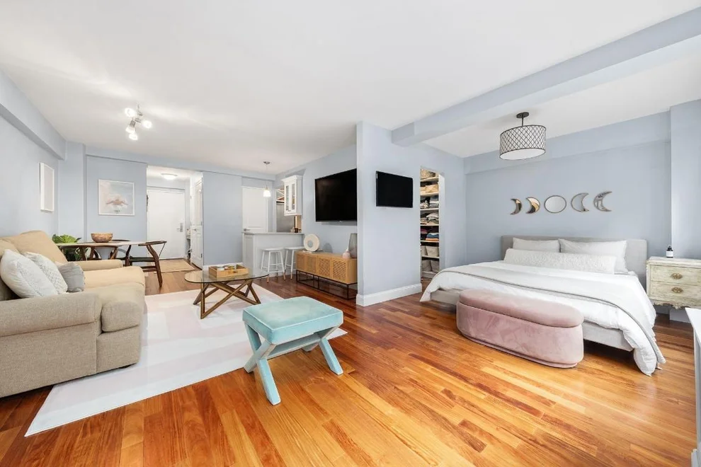 Unit for sale at 220 E 67TH Street, Manhattan, NY 10065