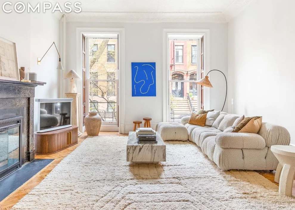 Unit for sale at 176 Warren Street, Brooklyn, NY 11201
