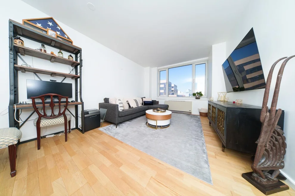 Unit for sale at 635 W 42nd Street, Manhattan, NY 10036