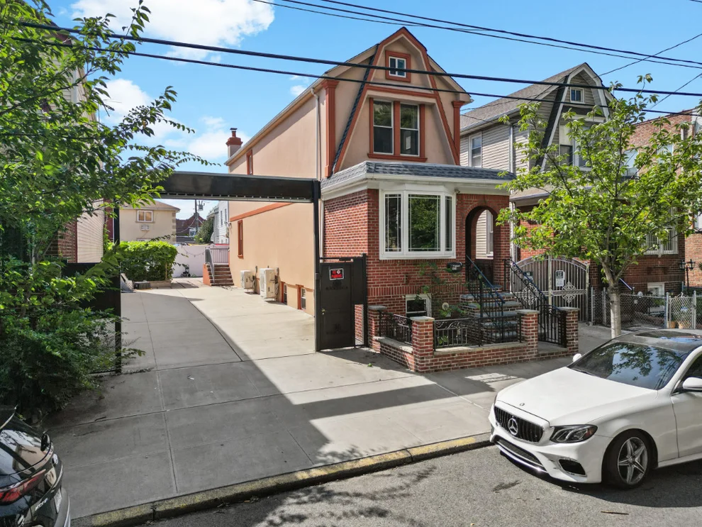 Unit for sale at 434 E 54TH Street, Brooklyn, NY 11203