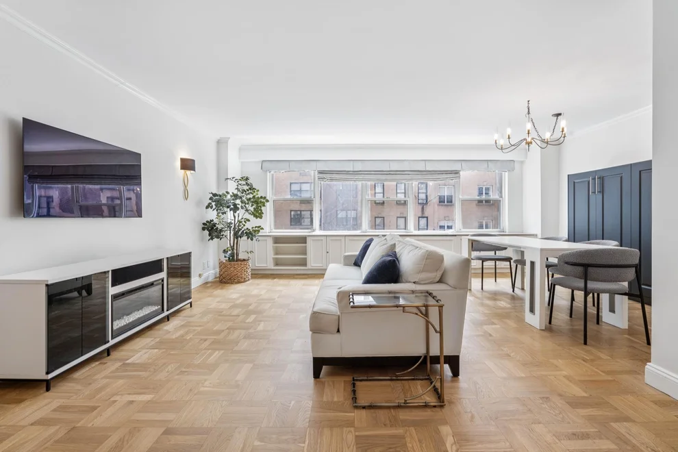 Unit for sale at 136 E 56TH Street, Manhattan, NY 10022