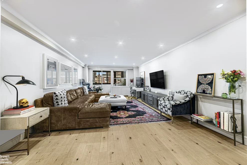 Unit for sale at 111 E 85TH Street, Manhattan, NY 10028
