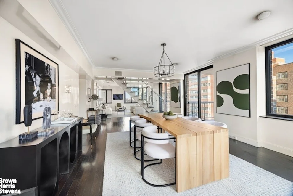 Unit for sale at 52 E END Avenue, Manhattan, NY 10028