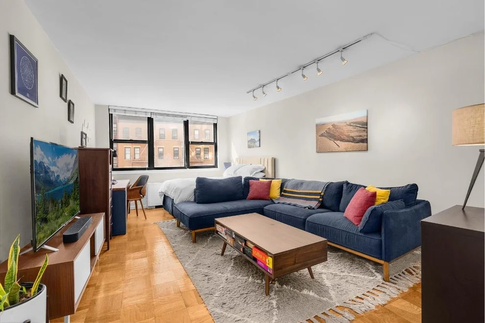 Unit for sale at 225 E 36TH Street, Manhattan, NY 10016