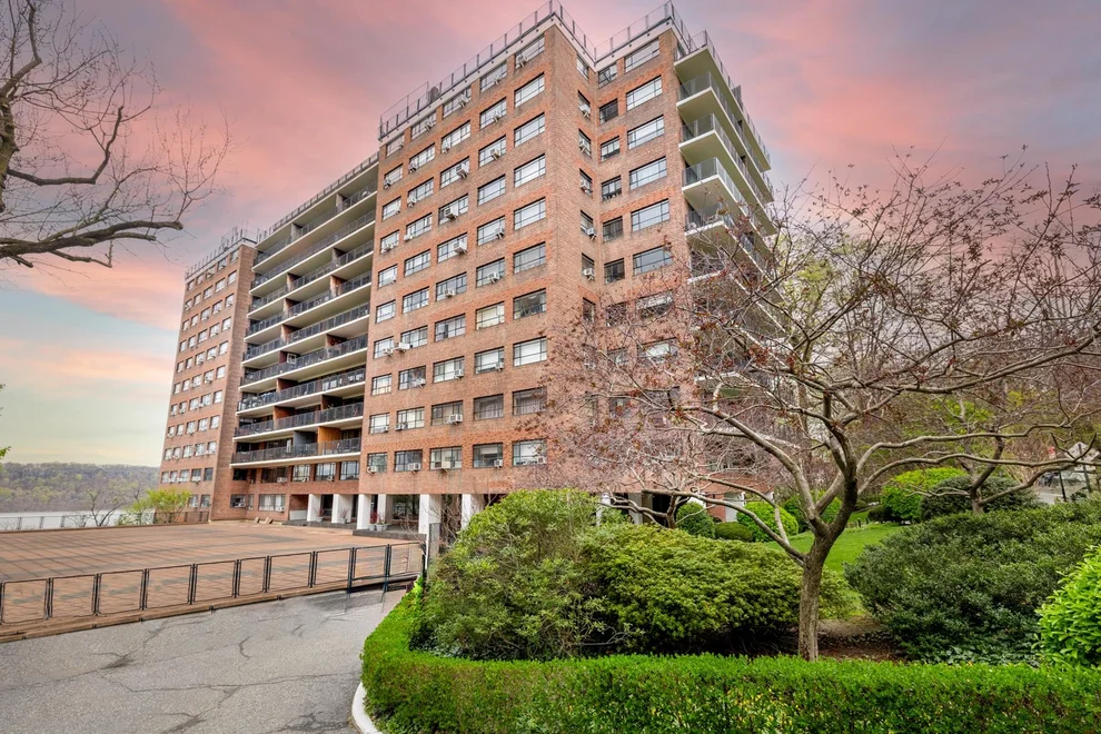 Unit for sale at 2727 Palisade Avenue, Bronx, NY 10463