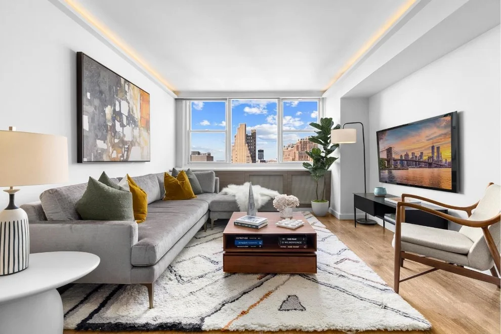 Unit for sale at 77 7TH Avenue, Manhattan, NY 10011