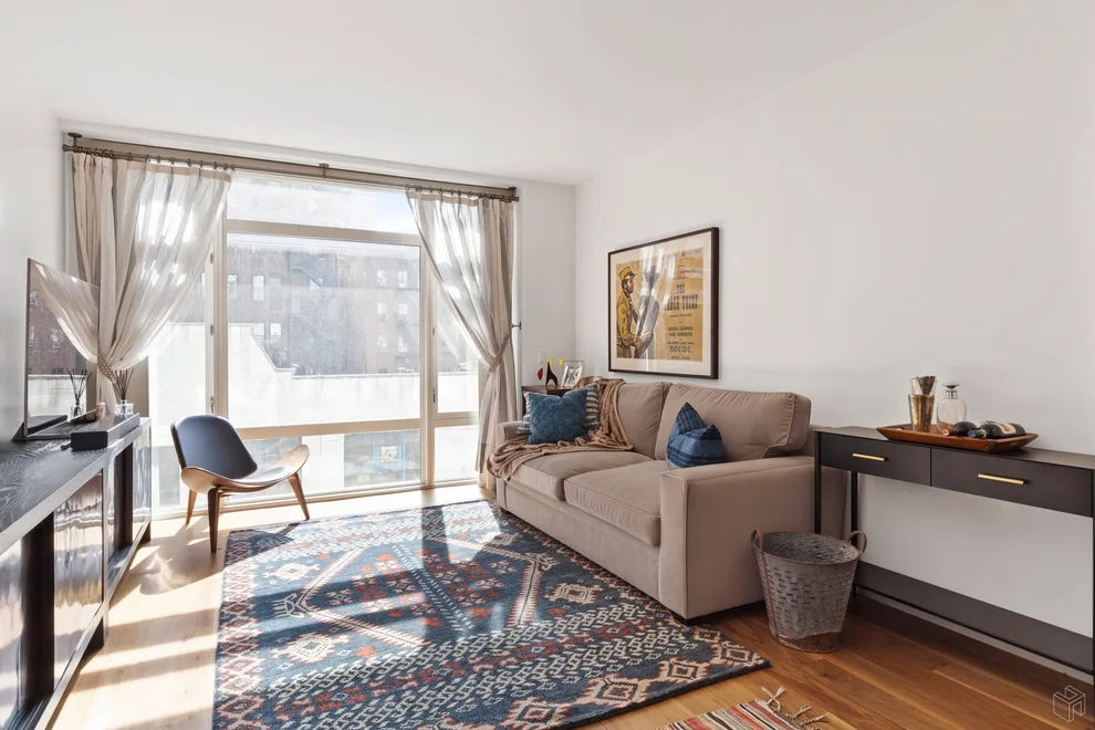 Unit for sale at 151 W 21ST Street, Manhattan, NY 10011