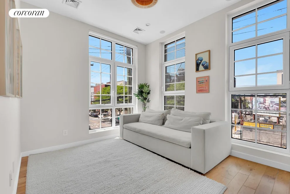 Unit for sale at 278 NASSAU Avenue, Brooklyn, NY 11222