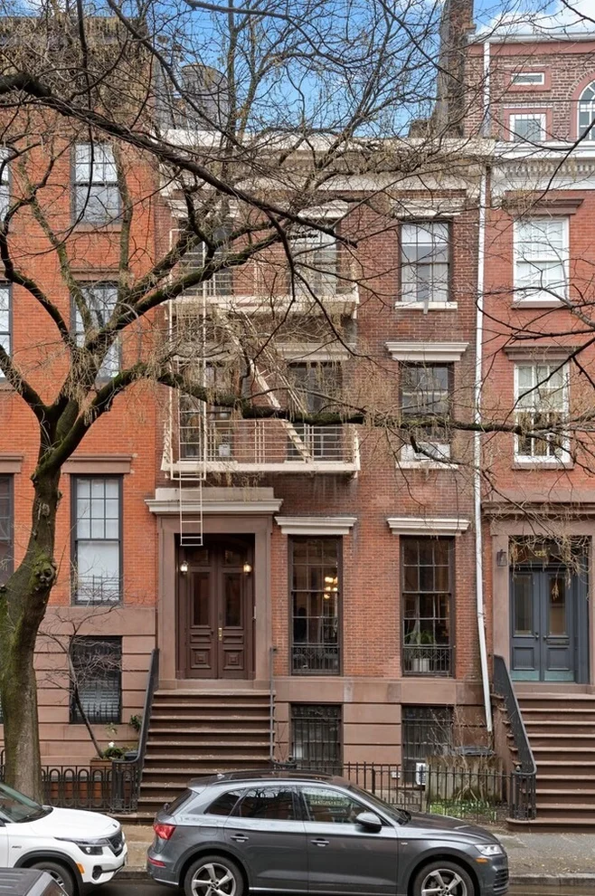 Unit for sale at 325 W 22ND Street, Manhattan, NY 10011