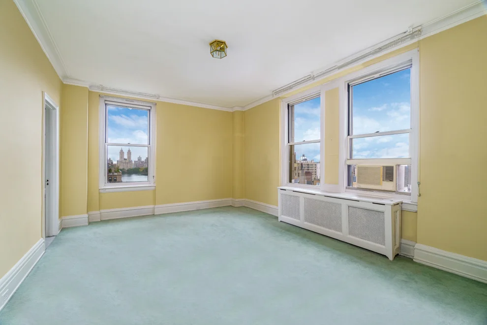 Unit for sale at 1112 Park Avenue, Manhattan, NY 10128
