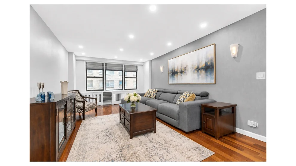 Unit for sale at 220 E 54TH Street, Manhattan, NY 10022