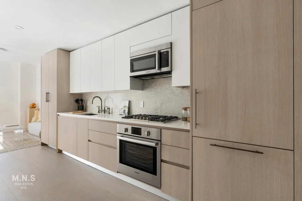 Unit for sale at 526 Union Avenue, Brooklyn, NY 11211