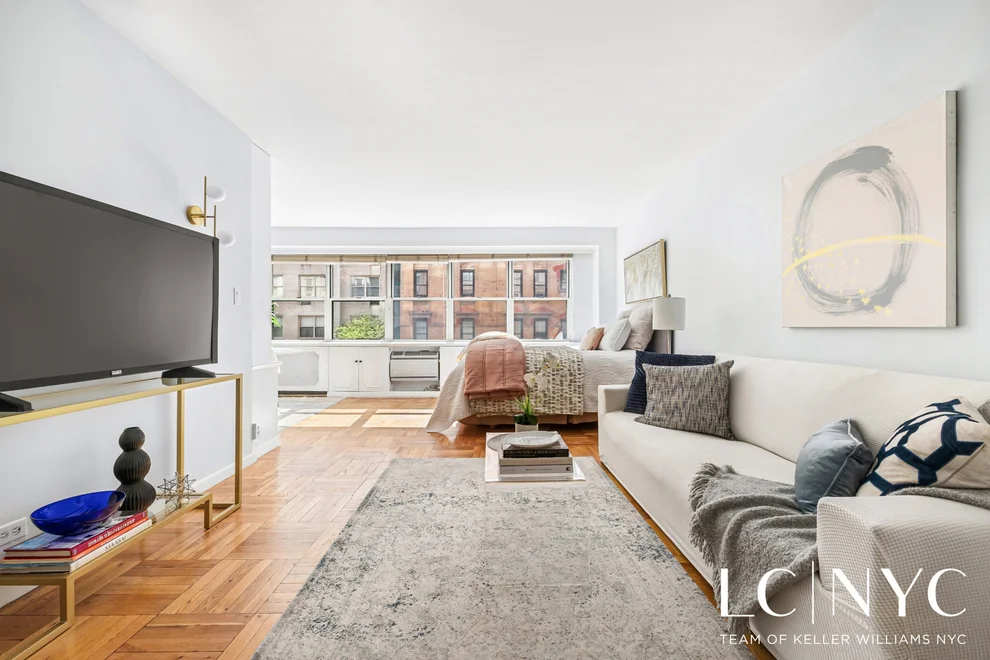 Unit for sale at 300 E 71st Street, Manhattan, NY 10021