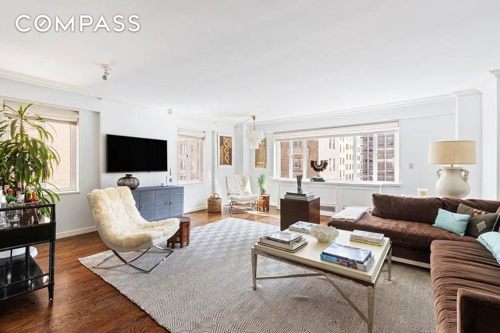 Unit for sale at 135 E 71st Street, Manhattan, NY 10021