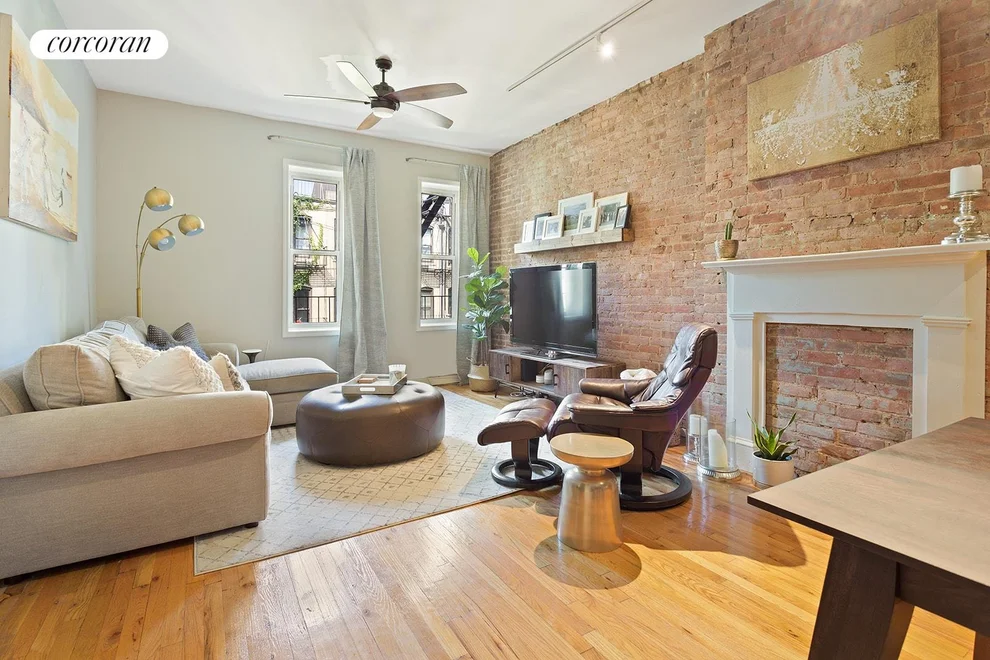 Unit for sale at 331 E 92ND Street, Manhattan, NY 10128