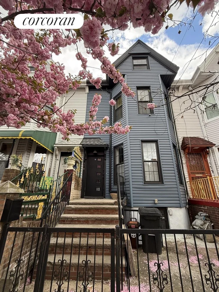 Unit for sale at 174 WARWICK Street, Brooklyn, NY 11207