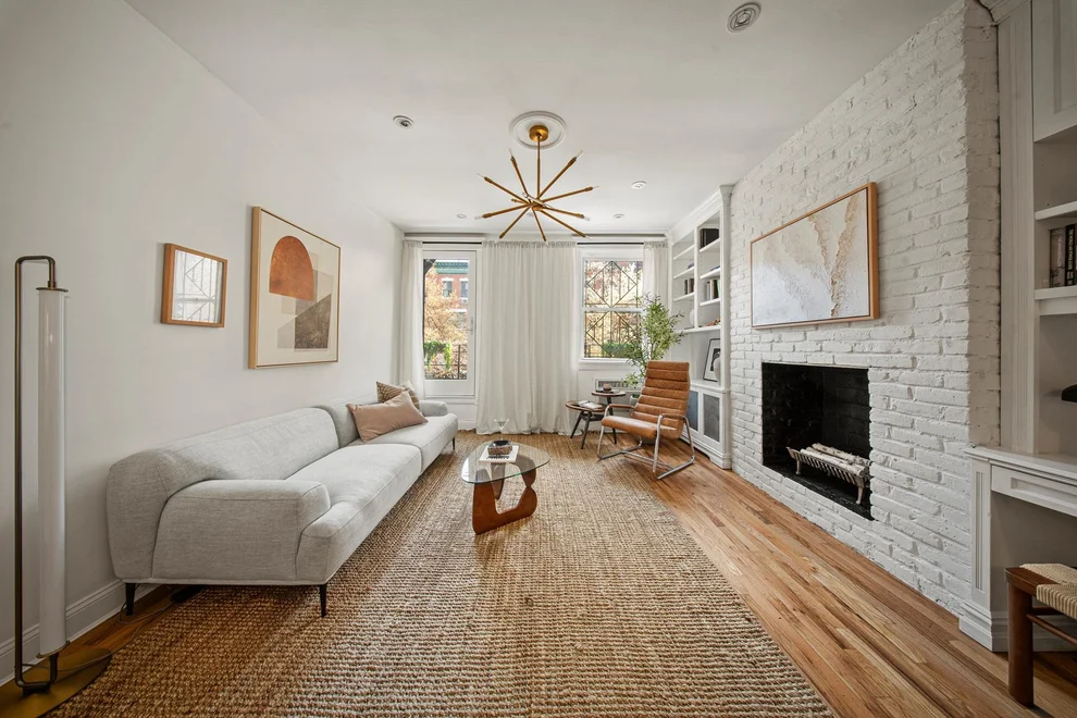 Unit for sale at 514 E 11TH Street, Manhattan, NY 10009