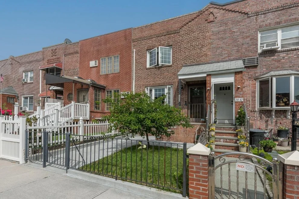 Unit for sale at 20-44 28th Street, Queens, NY 11105