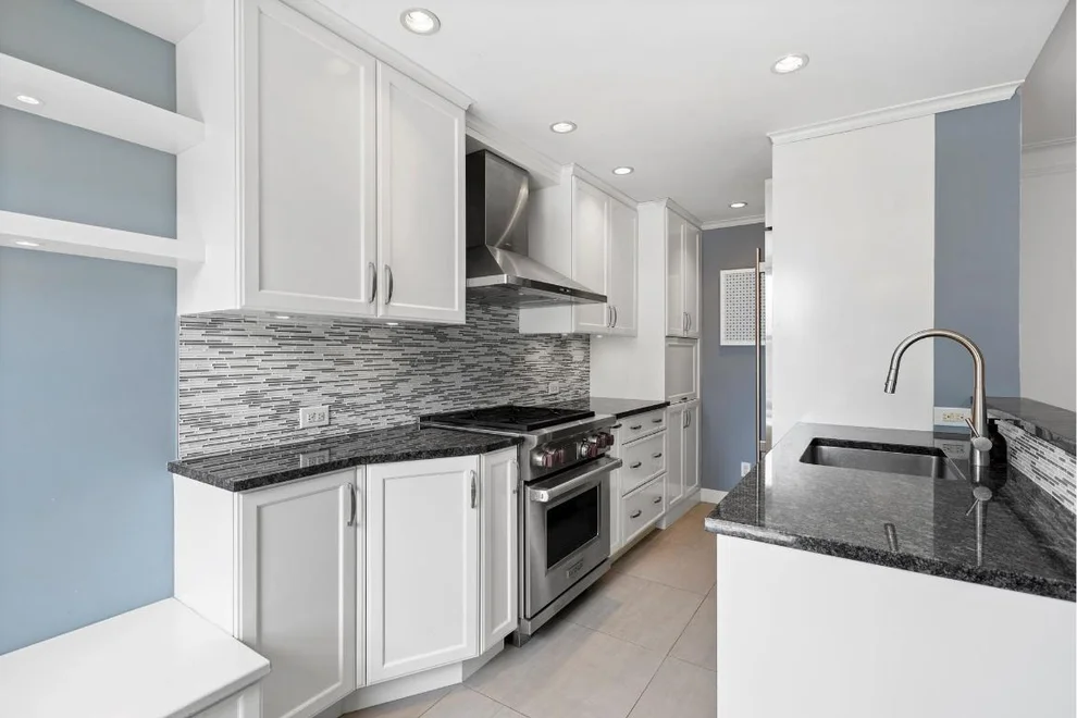 Unit for sale at 230 W End Avenue, Manhattan, NY 10023