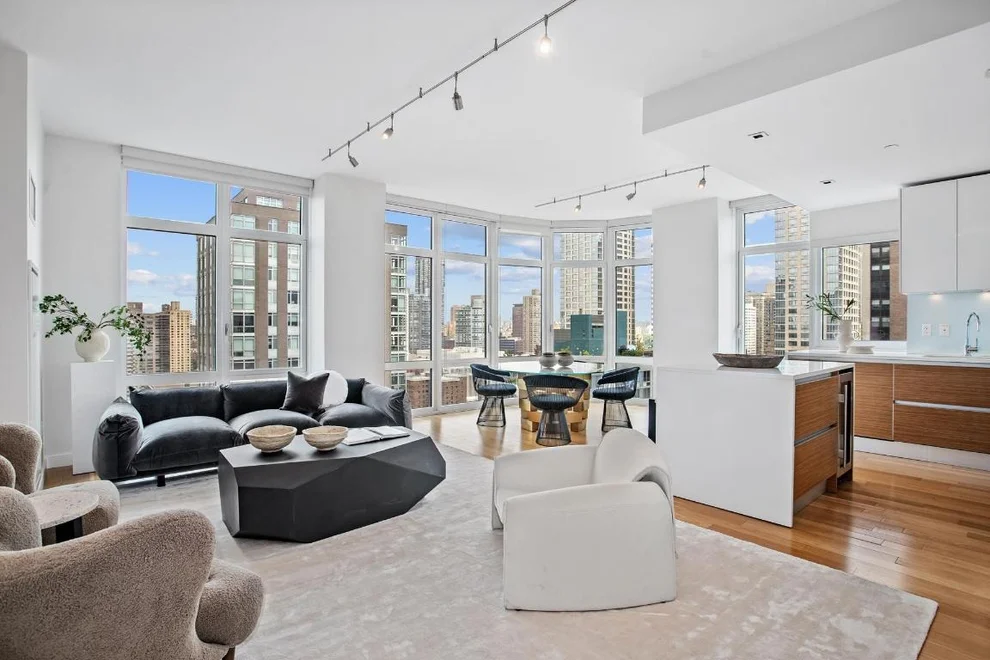 Unit for sale at 555 W 59TH Street, Manhattan, NY 10019